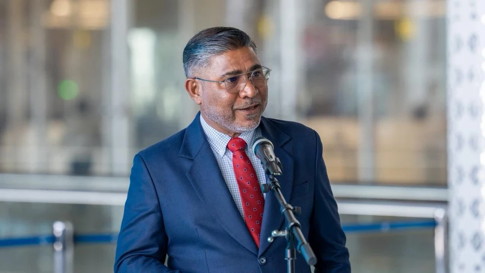 އެމްއޭސީއެލްގެ އެއާޕޯޓްތަކުގެ ހިދުމަތުގެ ފެންވަރު ރަނގަޅު ކުރަން ގިނަ މަސައްކަތްތަަކެއް އެބަ ކުރަން: ޝަރީފް